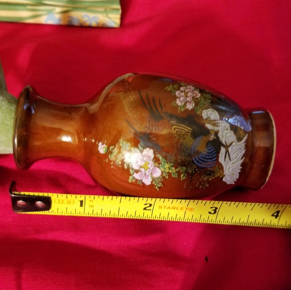 Vintage Japanese Mini Vase - Picture 6 of 8